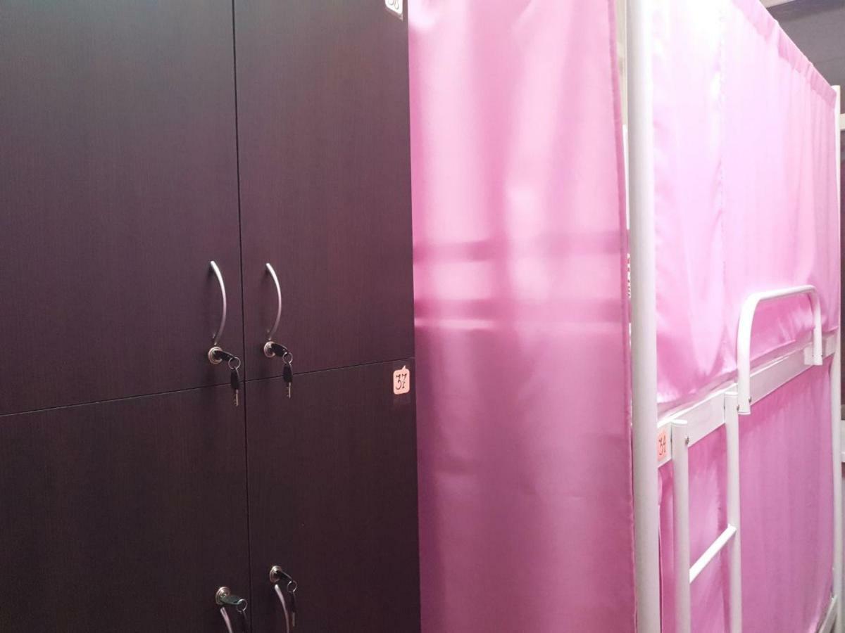 Hostel 777 Vokzal Kyiv Exterior photo